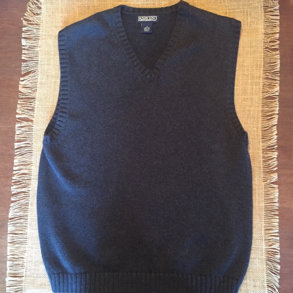 Lands’ End men’s sweater vest